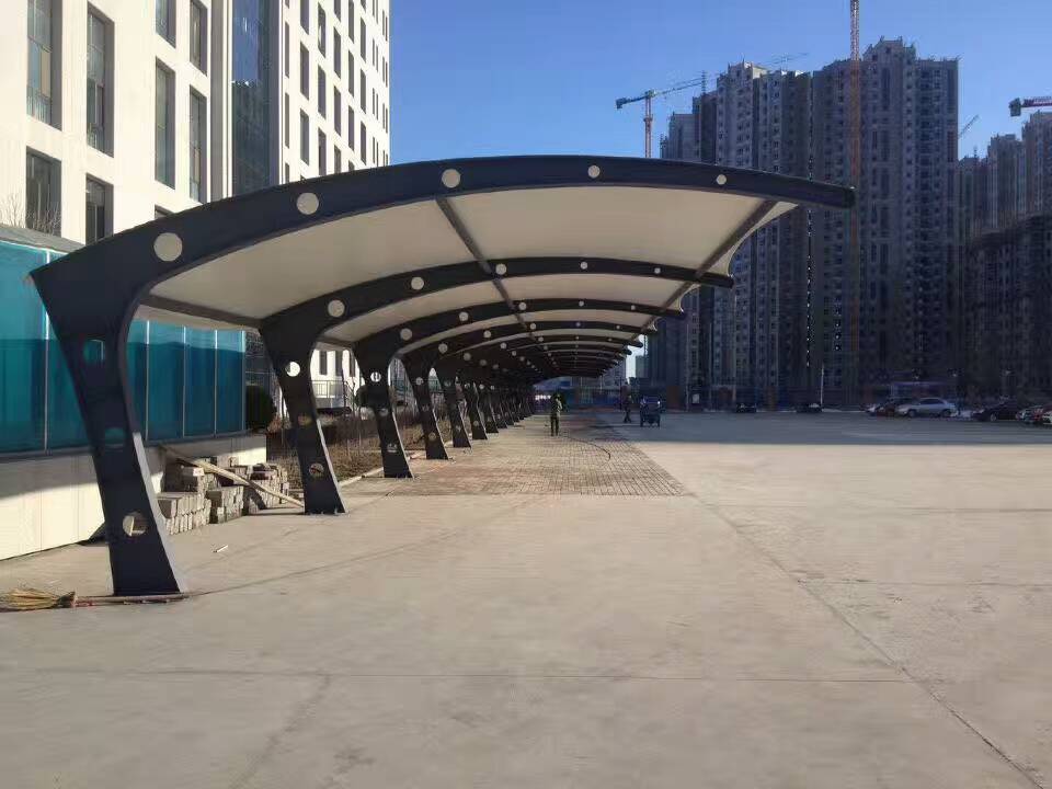 膜結(jié)構(gòu)汽車(chē)棚停車(chē)棚骨架式